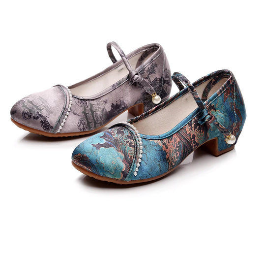 Summer Ancient-style Printed Canvas Shoes