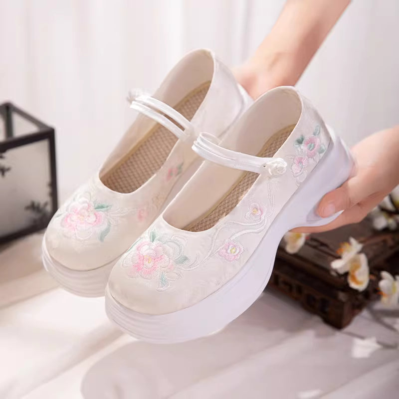 Original Spring & Summer Women's High-heeled Satin Embroidered Neo-Chinese Style Shoes