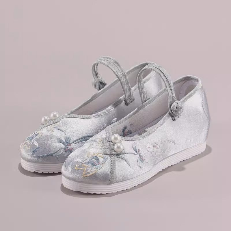Spring & Summer New Hanfu Shoes for Women - Pointed Toe Embroidered Performance Shoes
