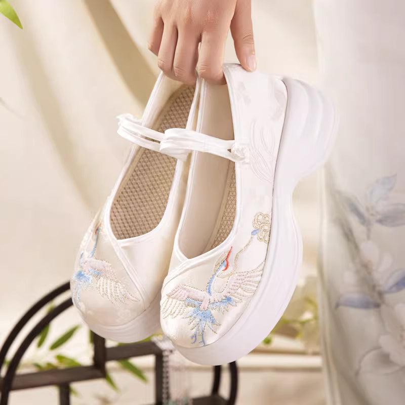 Original Spring & Summer Women's High-heeled Satin Embroidered Neo-Chinese Style Shoes