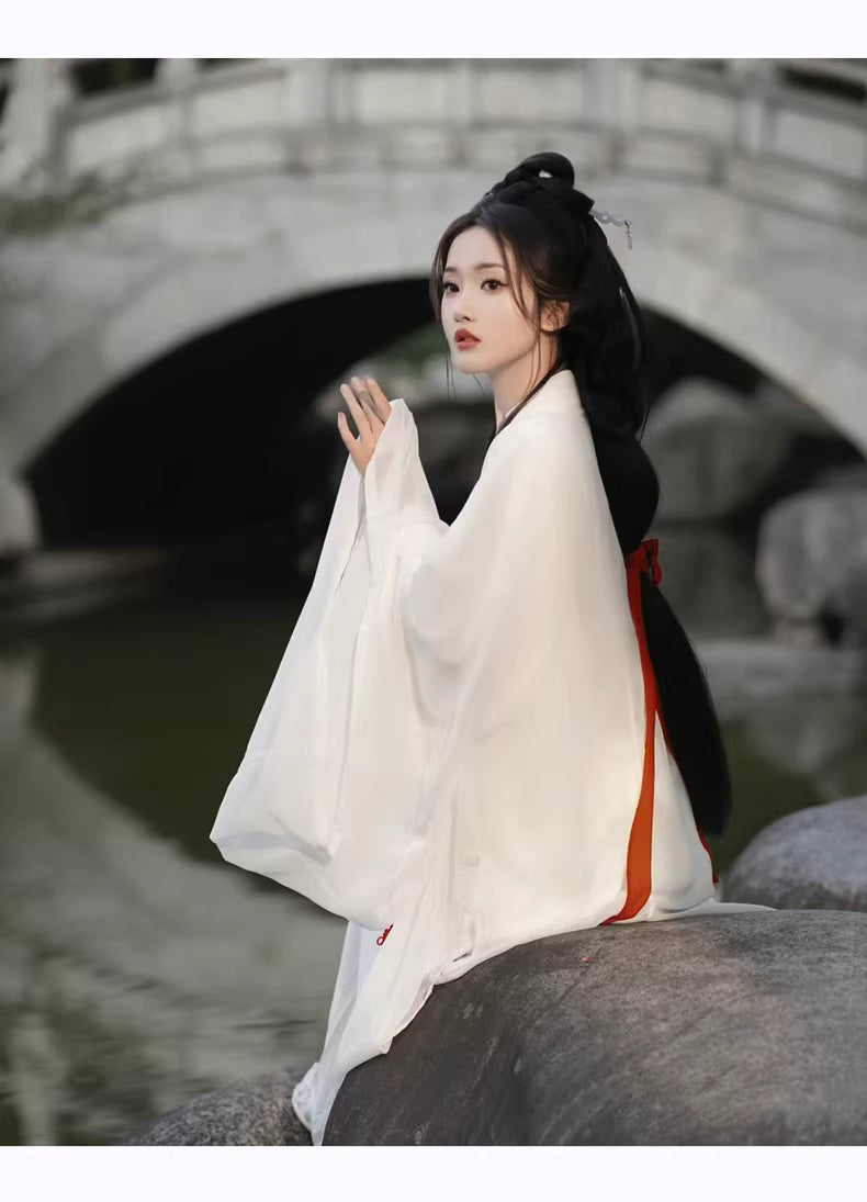 Wei-Jin Style Women's White Hanfu: Wide-sleeve Blouse & Ru Skirt