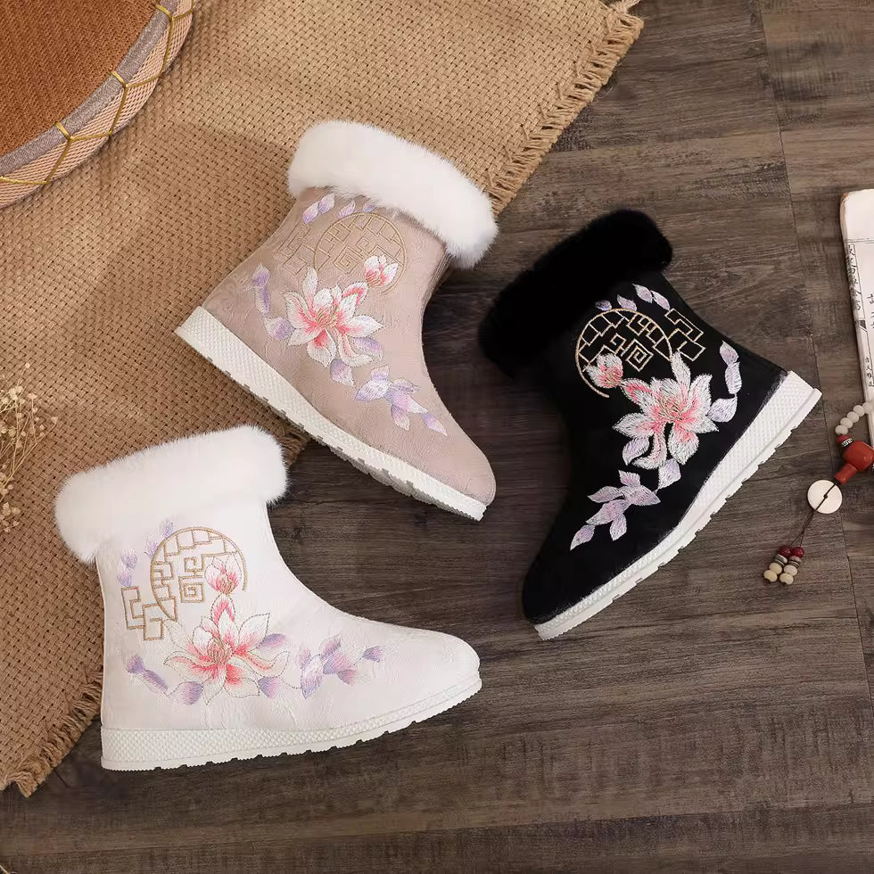 Embroidered Ancient-style Ankle Boots | New Hanfu Footwear